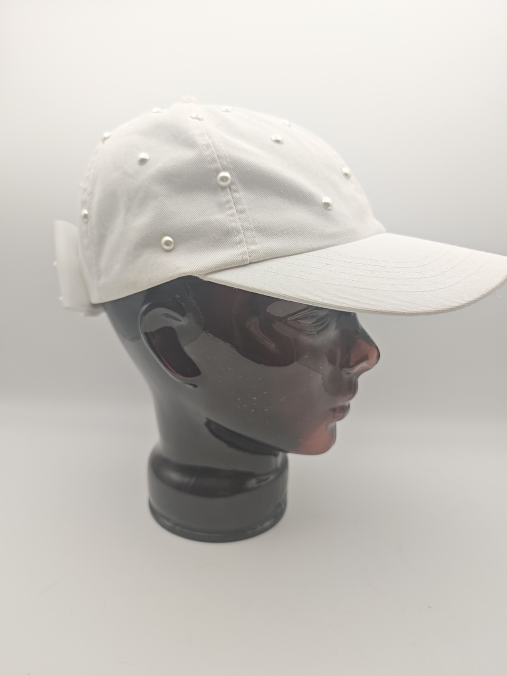 White Pearl-Embellished Bow Baseball Cap - Women - Picture 3 of 9